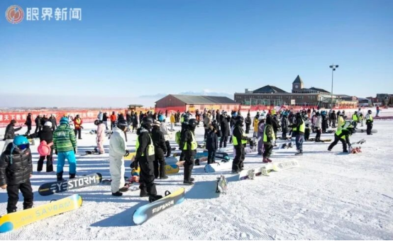 750余名体育教师雪场练技 为“冰雪进校园”储备专业师资